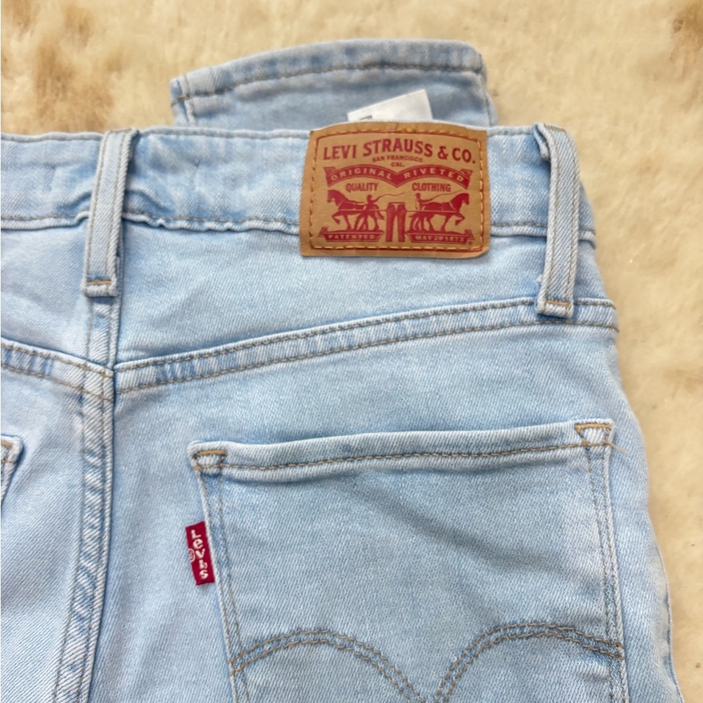 Levi's Women's Jeans in Light Blue